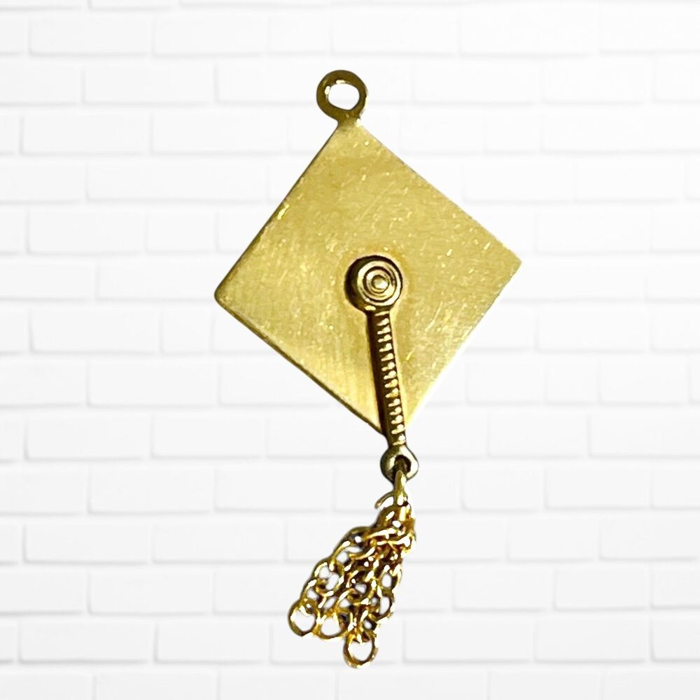 VTG Gold Tone Graduation Cap Pendant Charm Tassel Dainty High School Senior Cute
